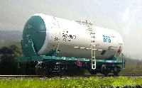 LS Models (R-Land): 4-осная цистерна МТБЭ Х модель 15-1547-03 №54028550 ВТБ (с 2005 г., арт.30301)