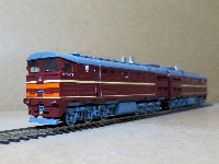 Kamuwkin: 2ТЭ10М-3375 СЖД 2-секционный тепловоз бордовый (стендовый)